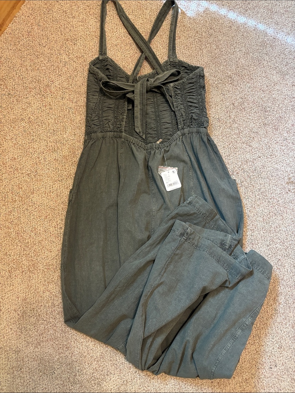 🆕Bnwt Free People After All Ruched One Piece Smocked Wide-Leg jumpsuit - Picture 8 of 10